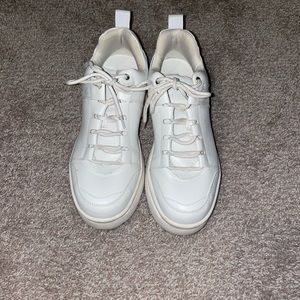 Steve Madden White platform sneakers